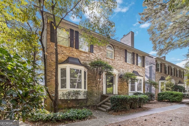 Building Photo - 2308 Defoors Ferry Rd NW