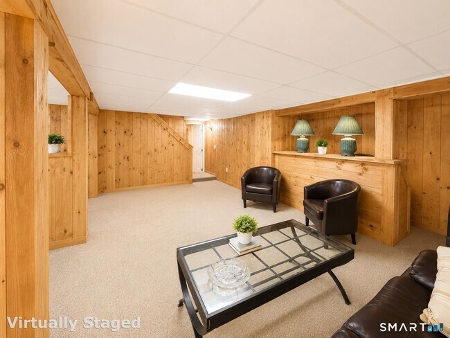 Building Photo - 104 Higby Rd