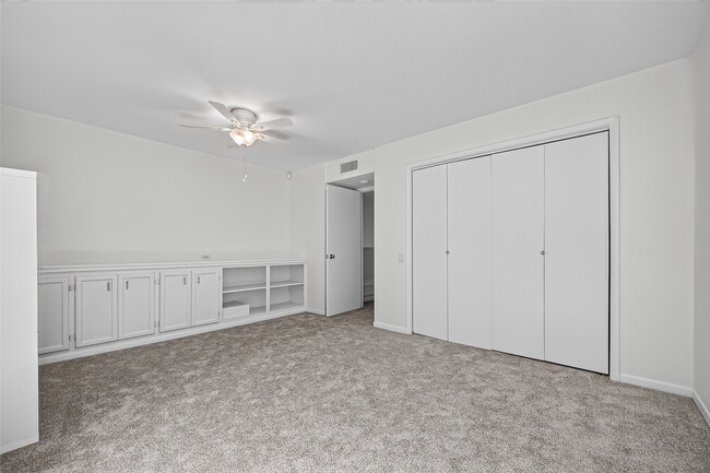 Building Photo - 1344 Chardonnay Dr