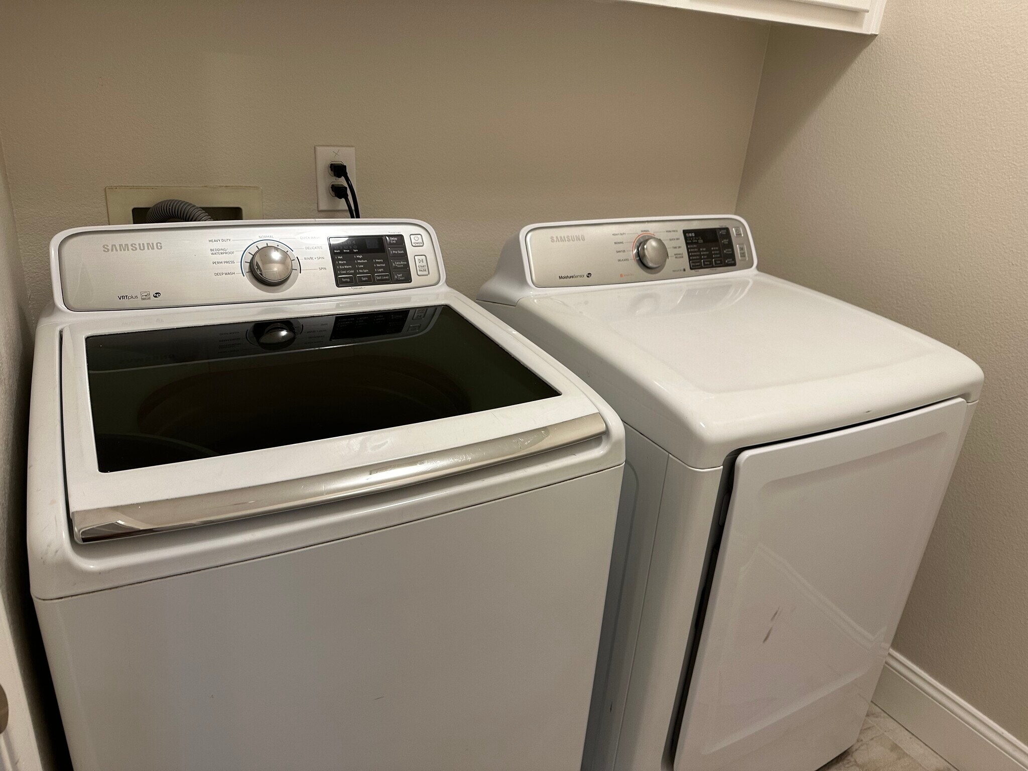 Building Photo - 16 Shelburne St