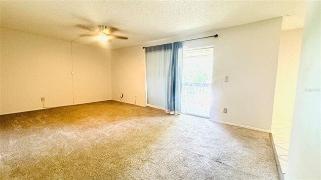 Building Photo - 5501 Pokeweed Ct