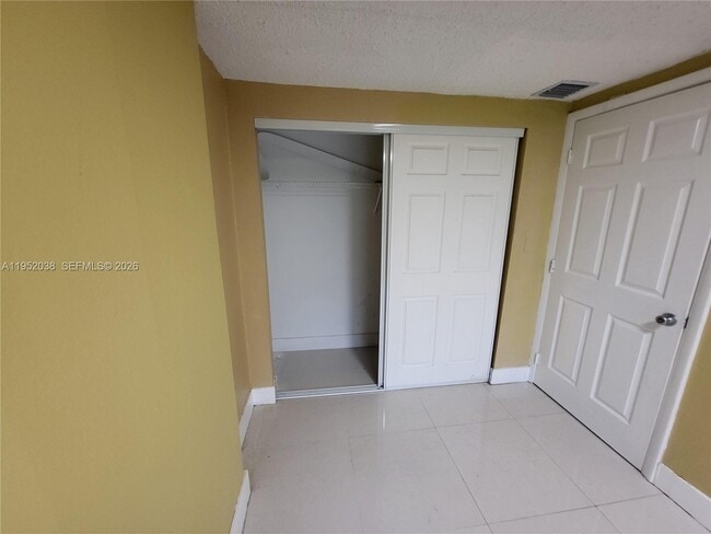 Building Photo - 2221 NW 55th Terrace