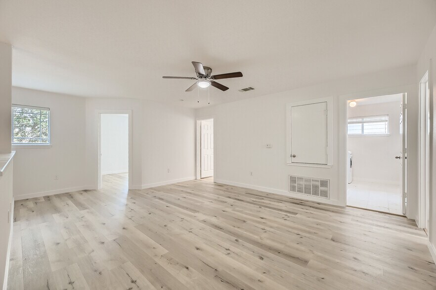 Building Photo - 1721 Poppy Seed Ln