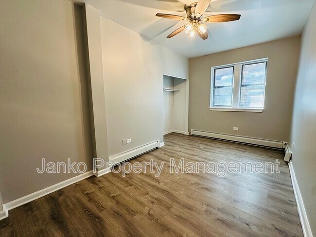 Building Photo - 62 N Parkside Ave