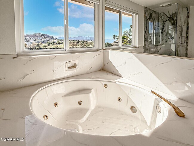 Building Photo - 12057 Falcon Crest Way