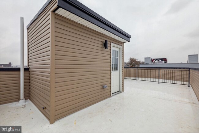 Building Photo - 2023 N Reese St