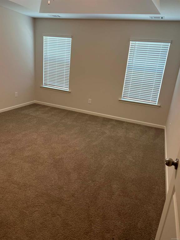 Building Photo - 750 Park Ln