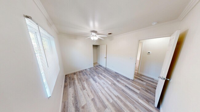 Building Photo - 4933 63rd St