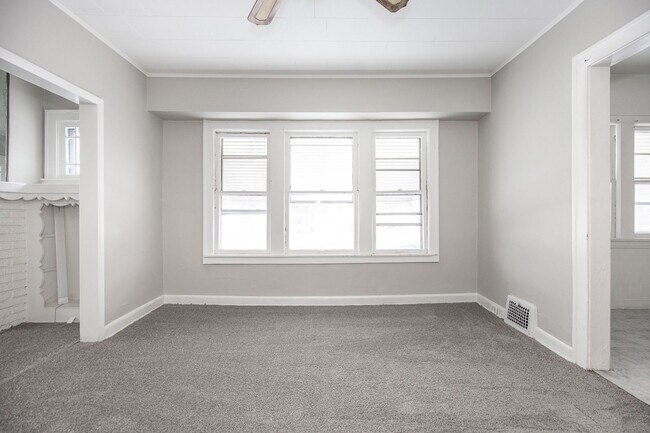 Building Photo - 8505 Garfield Blvd