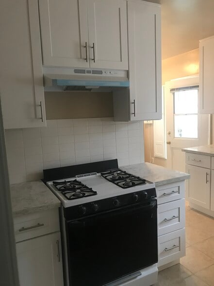 Building Photo - 2240 Euclid Ave