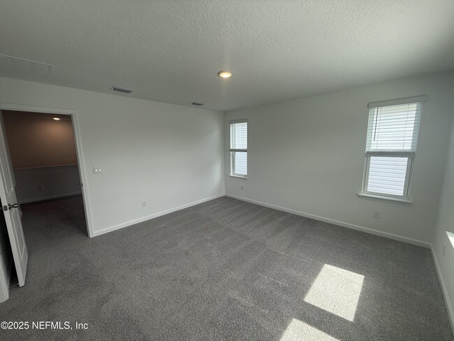 Building Photo - 6850 Rhapsody Rd