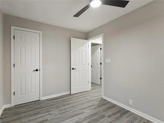 Building Photo - 3437 Southworth Ct