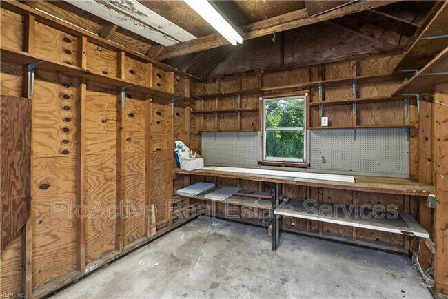 Building Photo - 3826 Abingdon Cir