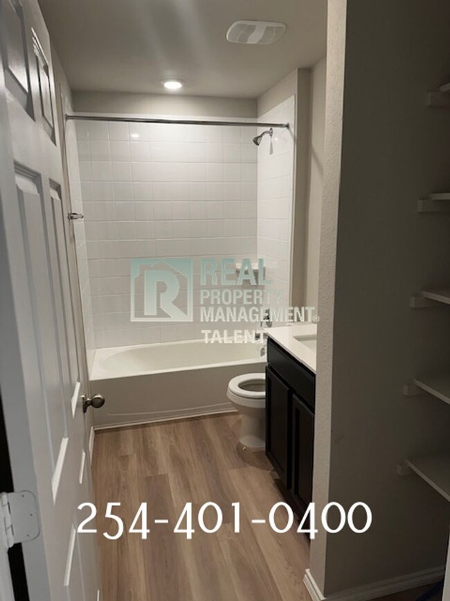 Building Photo - 3-bedroom, 2-bathroom home located in Temple