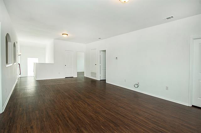 Building Photo - 917 Swan Ridge Dr