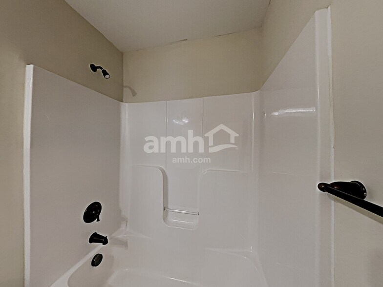 Building Photo - 228 Lanier Pl