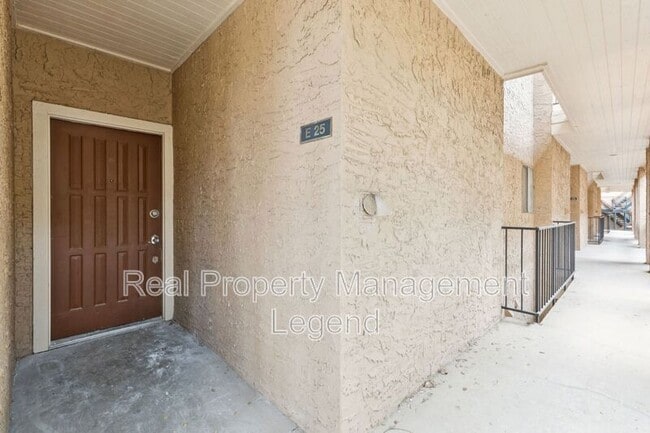 Building Photo - 5550 Spring Valley Rd