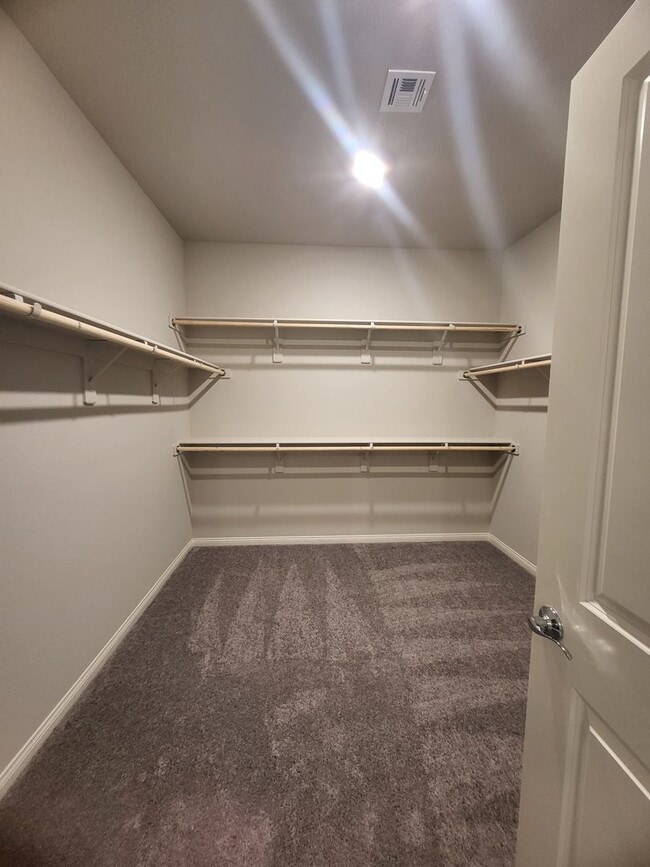 Building Photo - RIVERSTONE CELEBRATE HOMES - Hawk Ave.