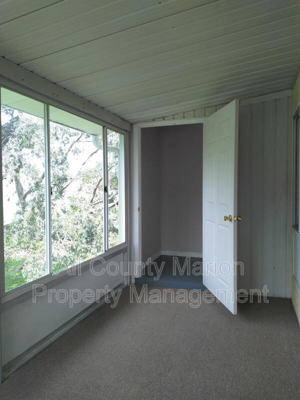 Building Photo - 631 Silver Pass