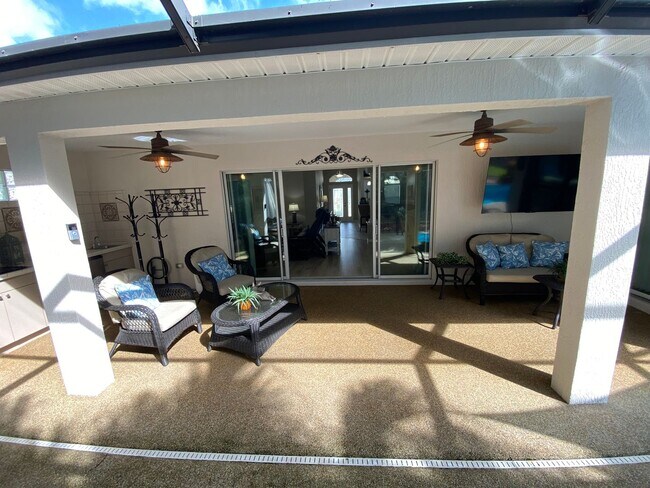 Building Photo - Gorgeous 3 + 2 Turnkey ANNUAL Lease w/Swim Spa & Large Private Screened in Patio In The Village o...