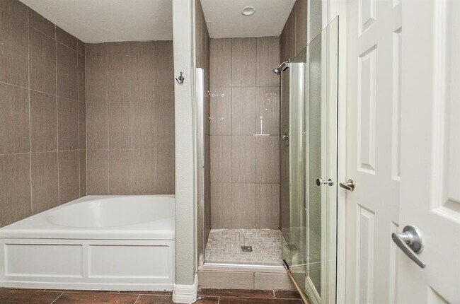 Building Photo - 21523 Ivory Gate Ln