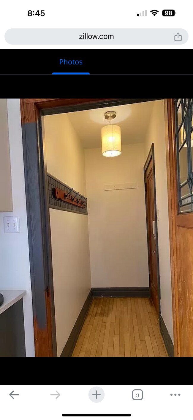 Building Photo - 1344 S 61st Ct