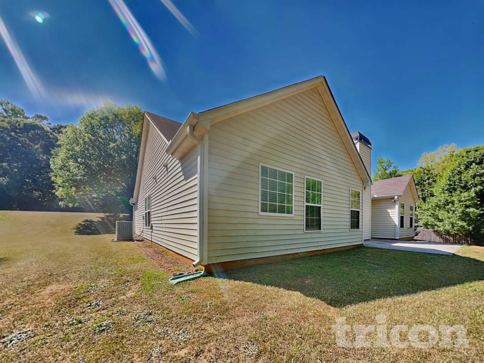 Building Photo - 515 Plantation Creek Dr