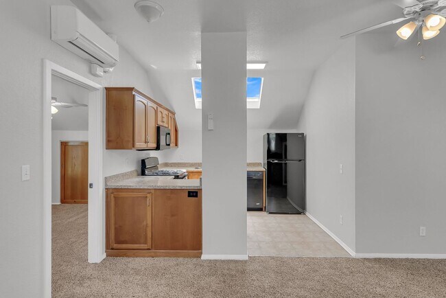 Building Photo - 4910 Jurupa Ave