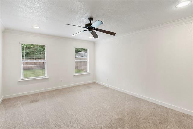 Building Photo - 750 S Valentine Dr