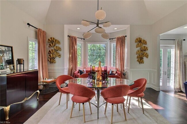 Building Photo - 40 Hamlet Ct