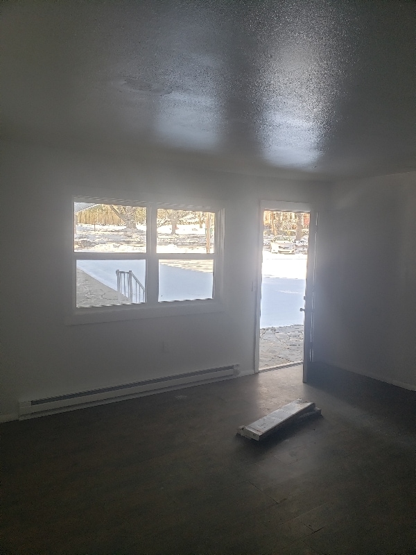 Building Photo - 127 Hilltop Cir