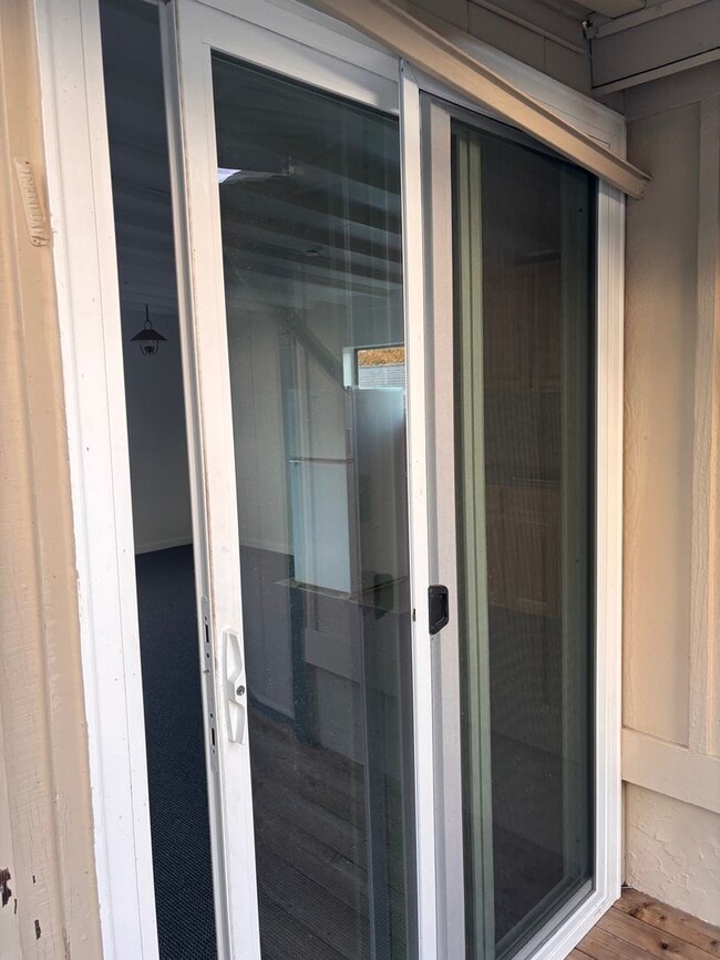 Primary Photo - Charming 1 bed/1 bath Studio/Apartment In Monterey