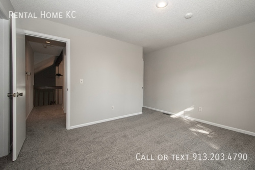 Building Photo - 7434 Santa Fe Dr