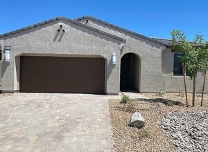 Building Photo - Beautiful one-story home in the golf course community of Mountain Falls