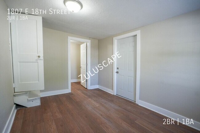 Building Photo - 1807 E 18th St