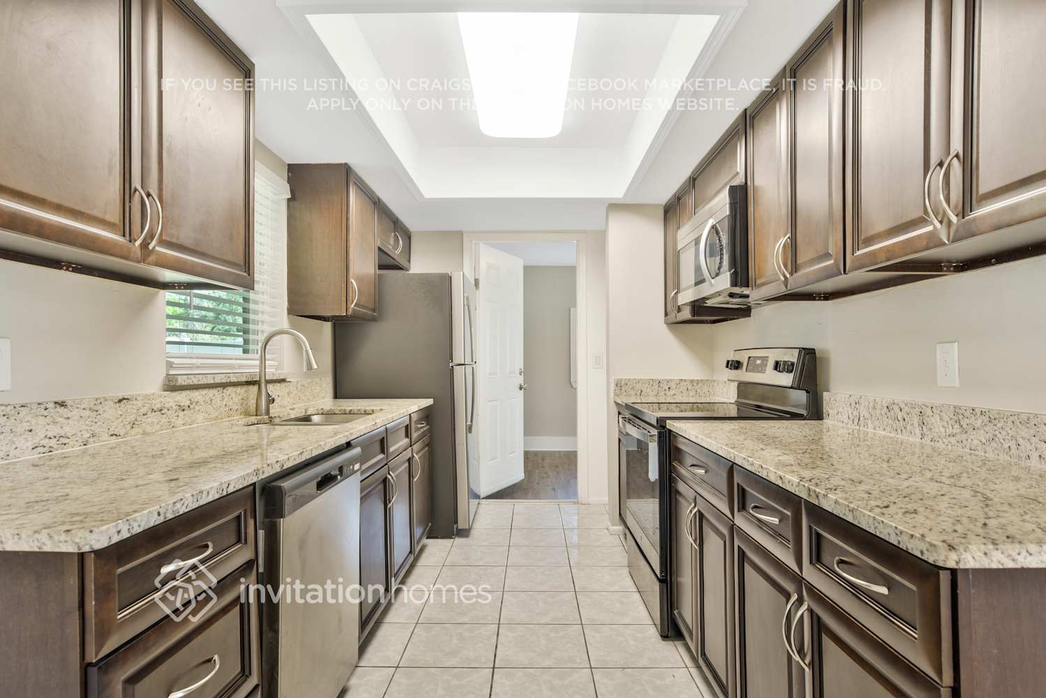 Building Photo - 12208 Florida Woods Ln