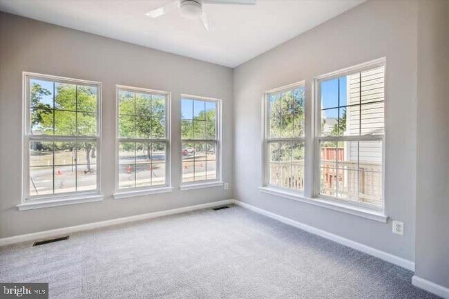Building Photo - 13593 Beckingham Dr