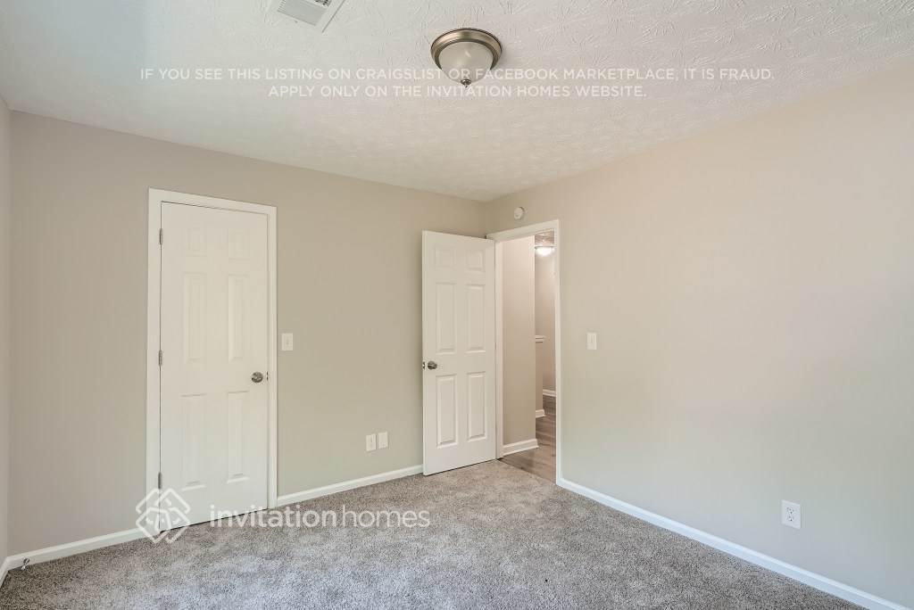 Building Photo - 594 Rivulett Ct