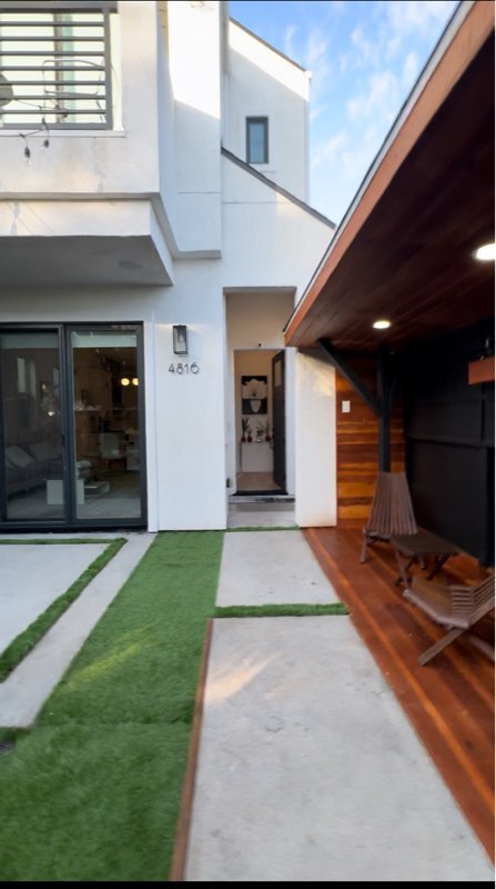 Building Photo - 4816 Inglewood Blvd