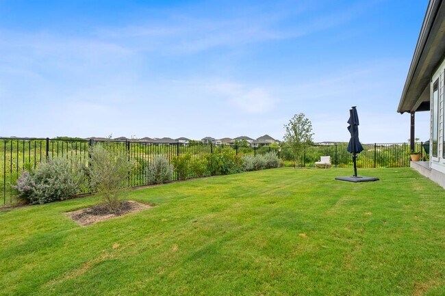 Building Photo - 8400 Ambergill Ct