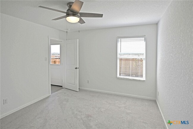 Building Photo - 11560 Chestnut Barr Dr