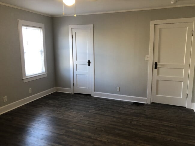 Building Photo - One BD One BA studio apartment for rent near Tennessee Tech!