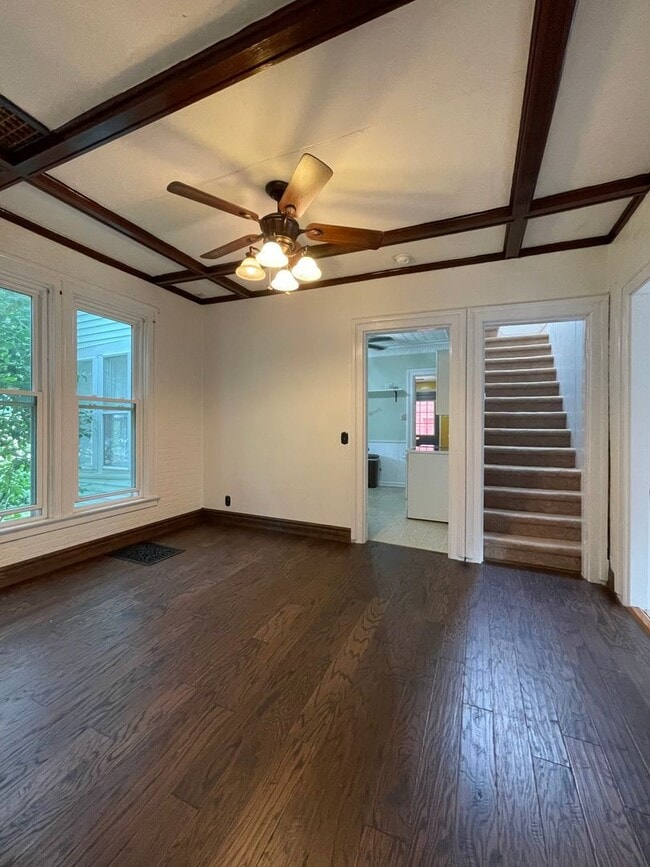 Building Photo - Village of Black River 4 /5 Bedroom Home w...