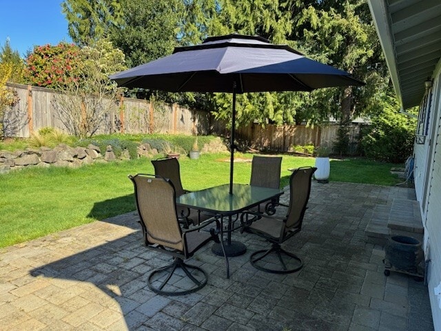 Outdoor table included - 6125 138th St SE