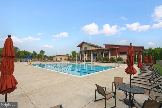 Building Photo - 44707 Plympton Square