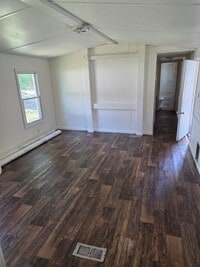 Building Photo - 2830 Connecticut Ct NE