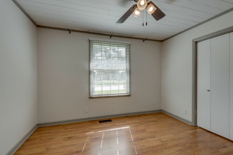 Building Photo - 5413 Country Dr