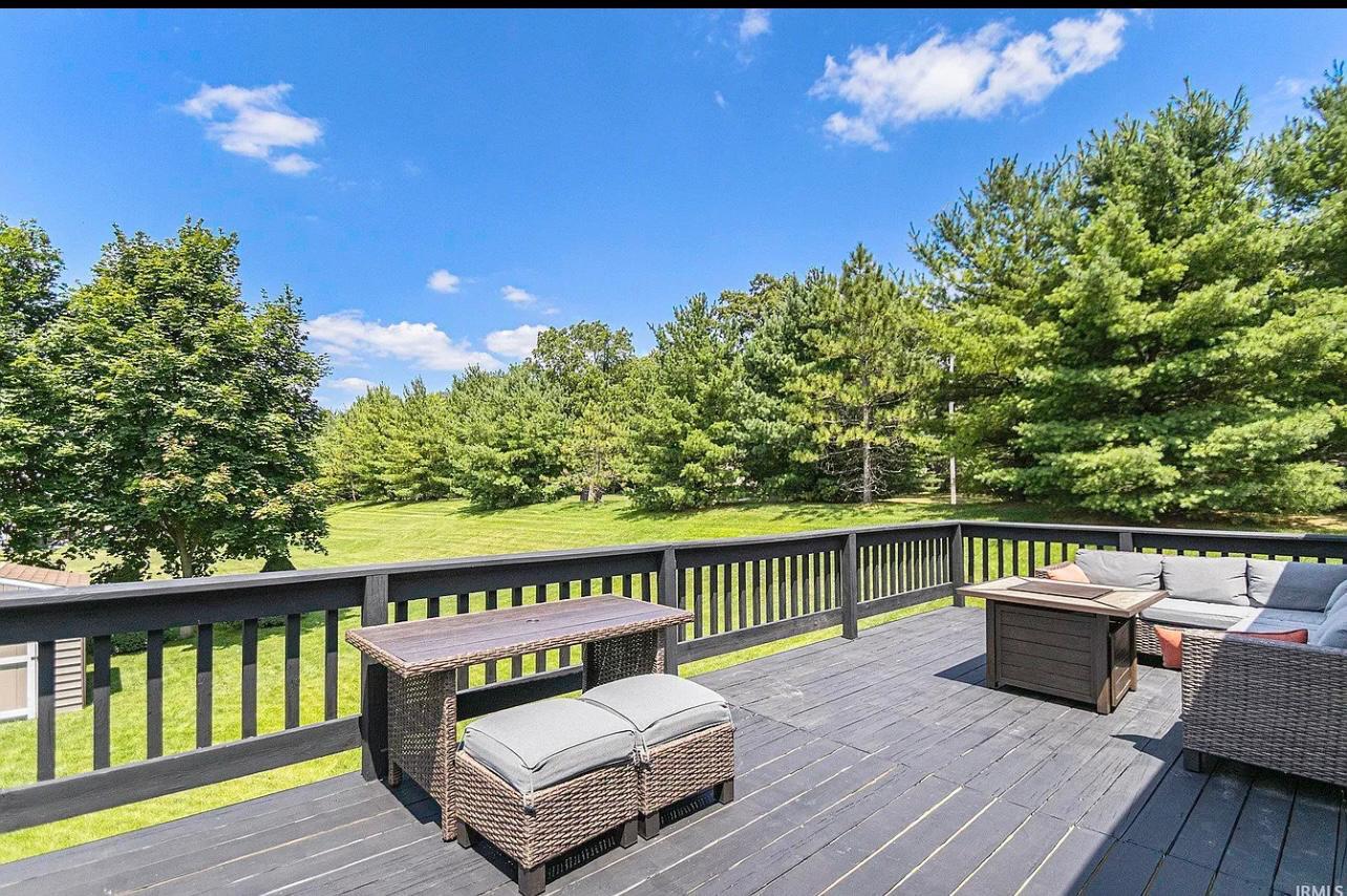 Building Photo - 18025 Lisbon Dr