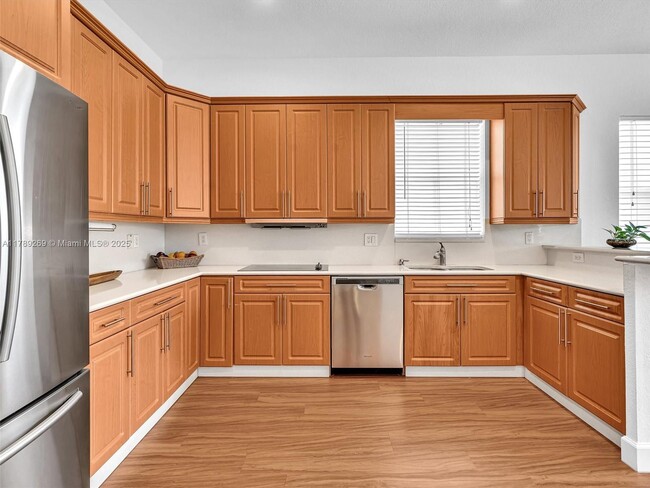 Building Photo - 754 Sunflower Cir