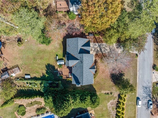Building Photo - 210 Timber Laurel Ct